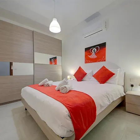 Modern & Cozy 3br Maisonette With Private Terrace In Marsascala By 360 Estates Apartment *