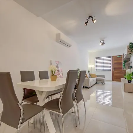 Modern & Cozy 3br Maisonette With Private Terrace In Marsascala By 360 Estates Apartamento