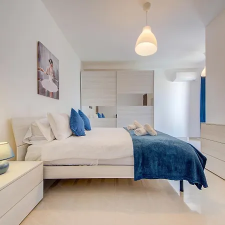 Modern & Cozy 3br Maisonette With Private Terrace In Marsascala By 360 Estates * Marsaskala