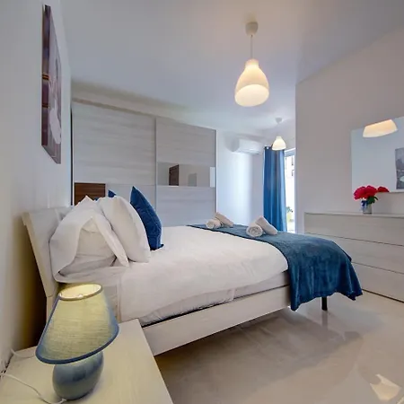 Modern & Cozy 3br Maisonette With Private Terrace In Marsascala By 360 Estates Apartamento