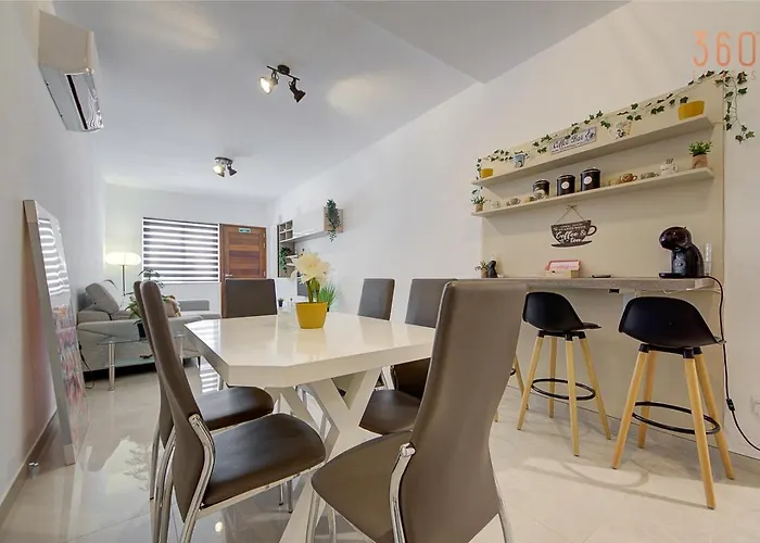 Modern & Cozy 3br Maisonette With Private Terrace In Marsascala By 360 Estates Апартаменты *