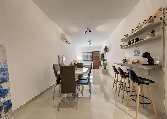 Modern & Cozy 3br Maisonette With Private Terrace In Marsascala By 360 Estates * Марсаскала