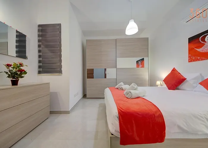 Modern & Cozy 3br Maisonette With Private Terrace In Marsascala By 360 Estates Марсаскала